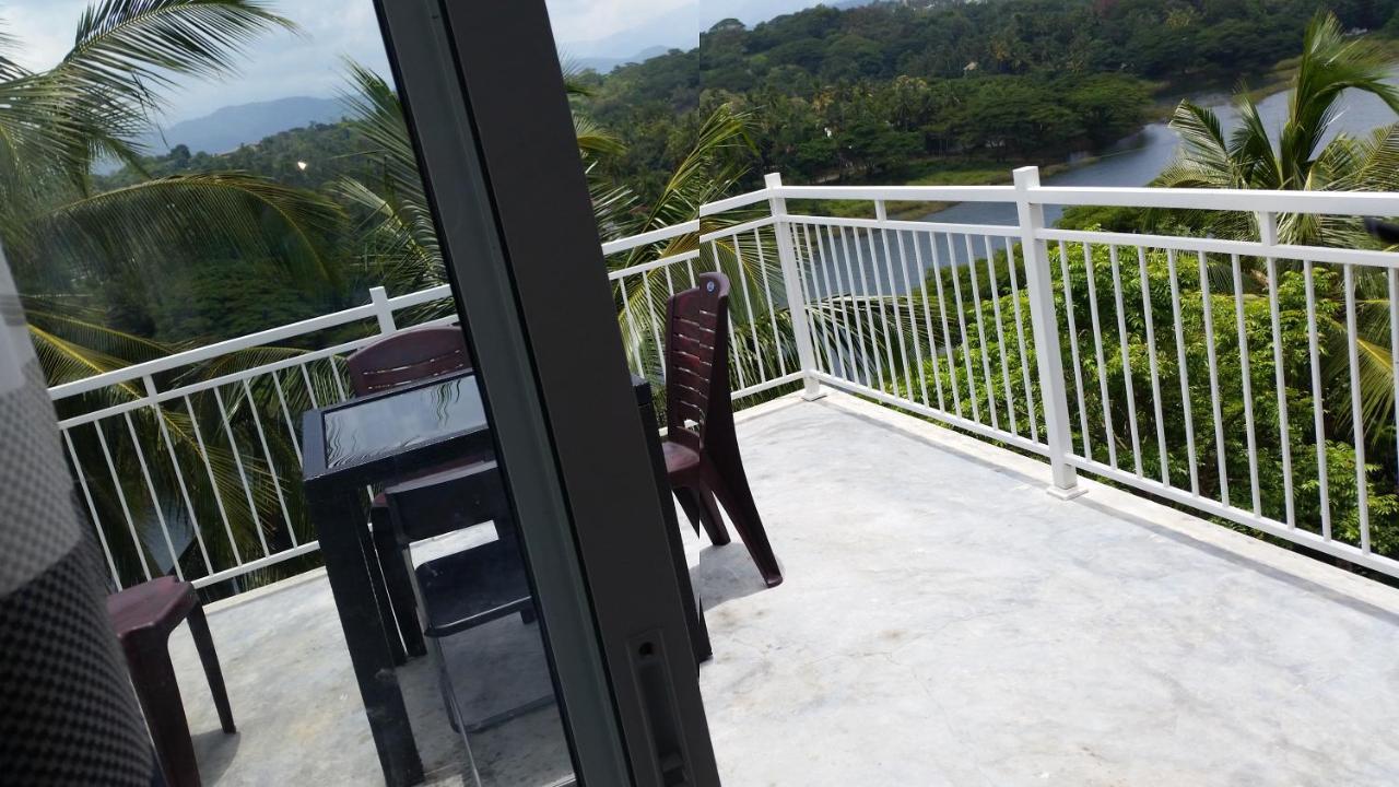 Mahaweli View Inn キャンディー エクステリア 写真